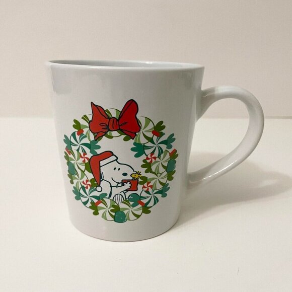 Zrike Peanuts Snoopy Woodstock Christmas Wreath Mug - Picture 1 of 15